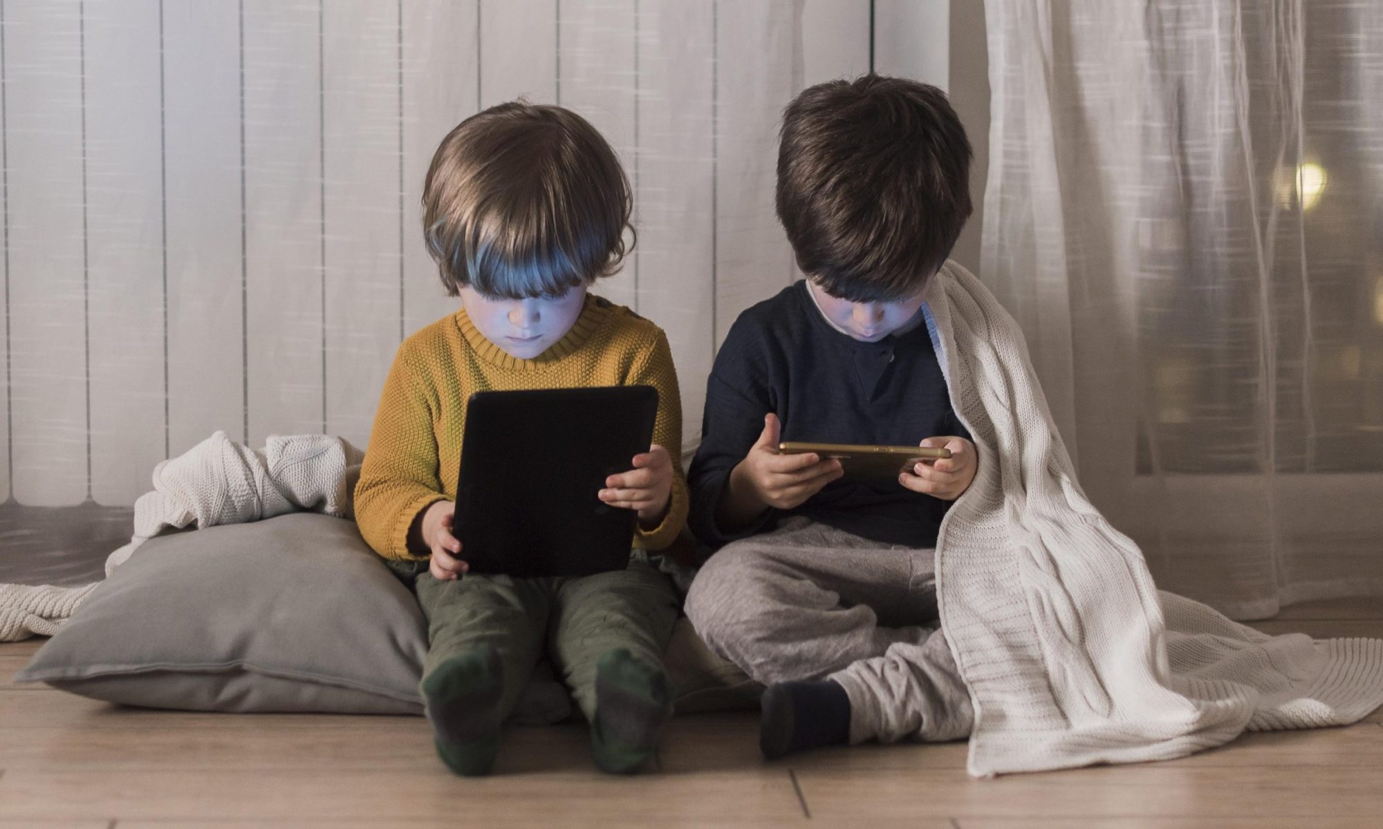 Cómo promover el uso adecuado de las pantallas en niños